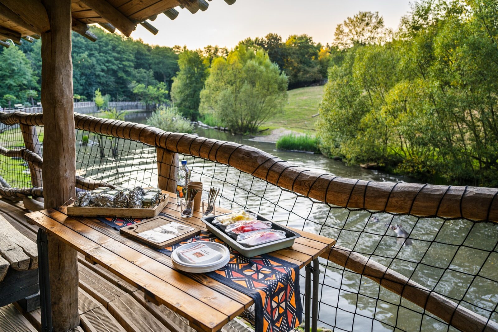 Piknik u „Jezera hrochů“